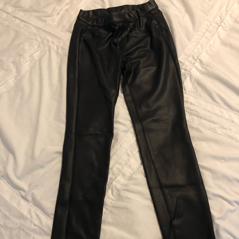 Faux leather leggings